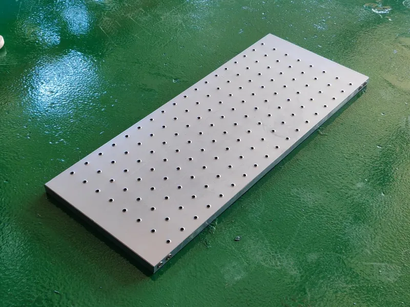 Dubbade Anti-Slip Solar Roof Walkway